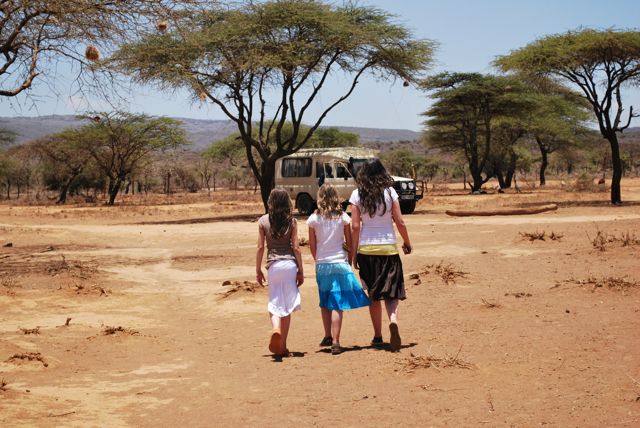 3-girls-out-of-africa